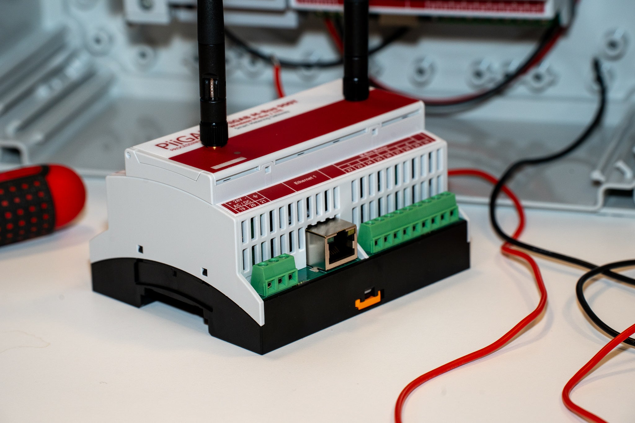 PiiGAB 900T Smart Gateway - M-Bus /  wM-Bus / LTE